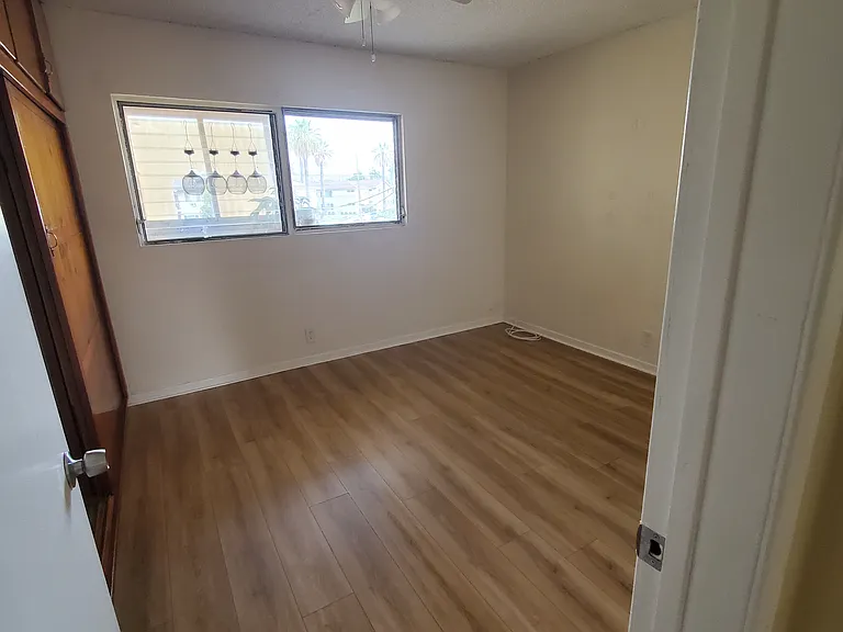 158 S Bandy Ave #4 — Photo 10