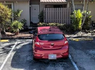 2082 SW 81st Way, Davie, FL 33324