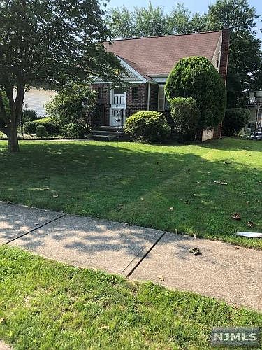 1st image of 218 McKinley Ave
