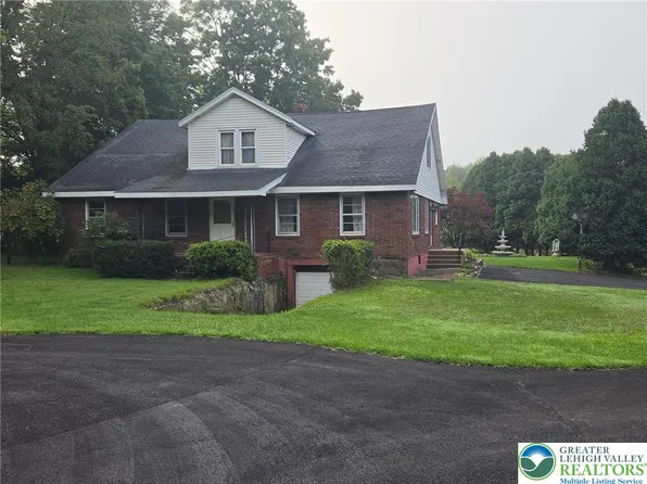 2115 W Main St, Stroudsburg, PA 18360