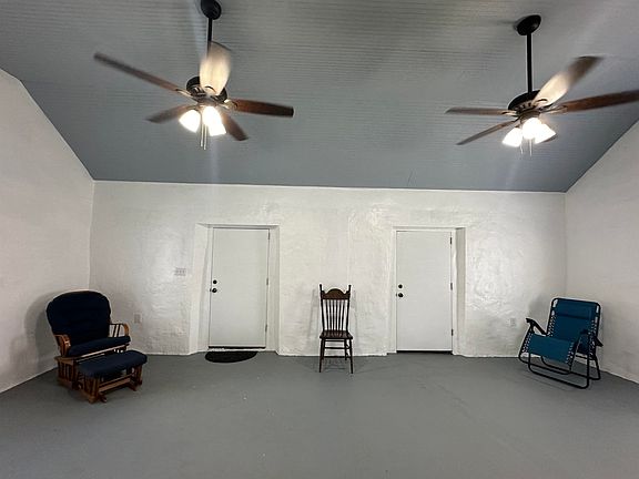 5th image of 506 Trevino St
