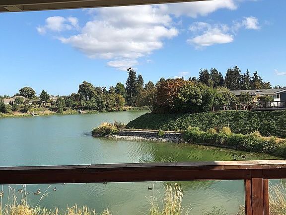 ...Deck panning right