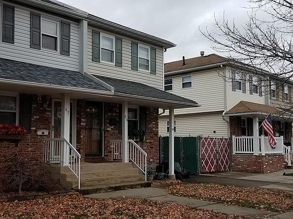 5th image of 55 Dierauf St