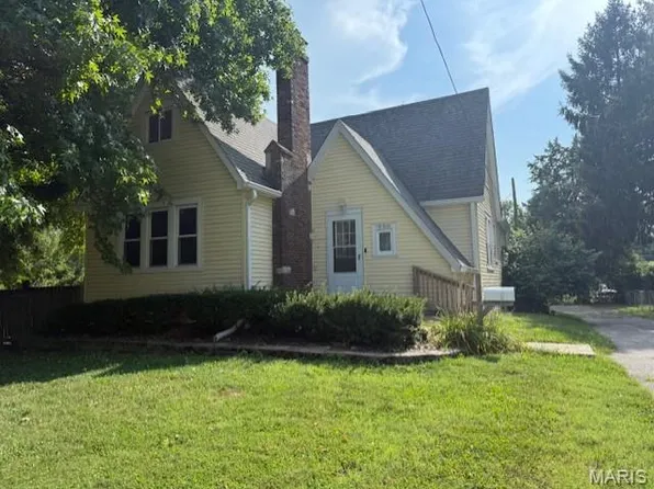 330 Union Ave, Belleville, IL 62220