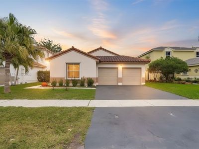 1975 NW 191st Ave, Pembroke Pines, FL, 33029