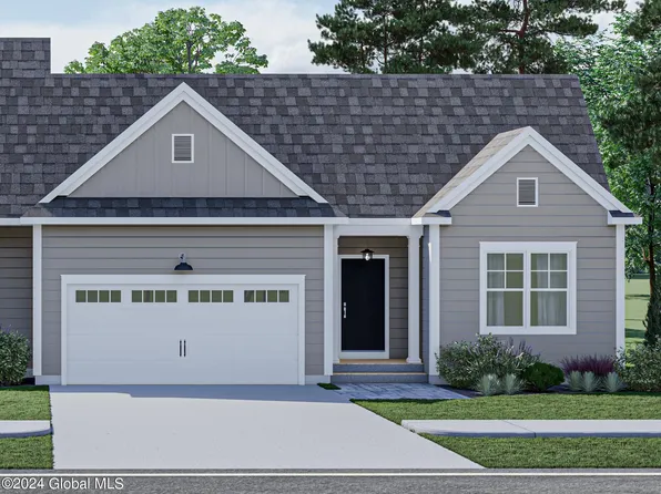 4 Wiggins Drive, Ballston Spa, NY 12020