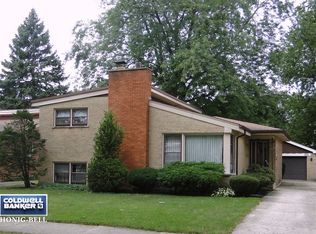 10536 S Tripp Ave, Oak Lawn, IL