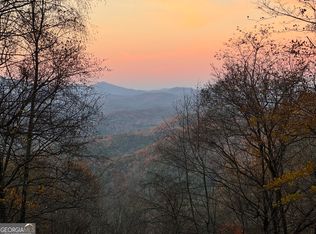 75 Walnut Rdg, Ellijay, GA 30540