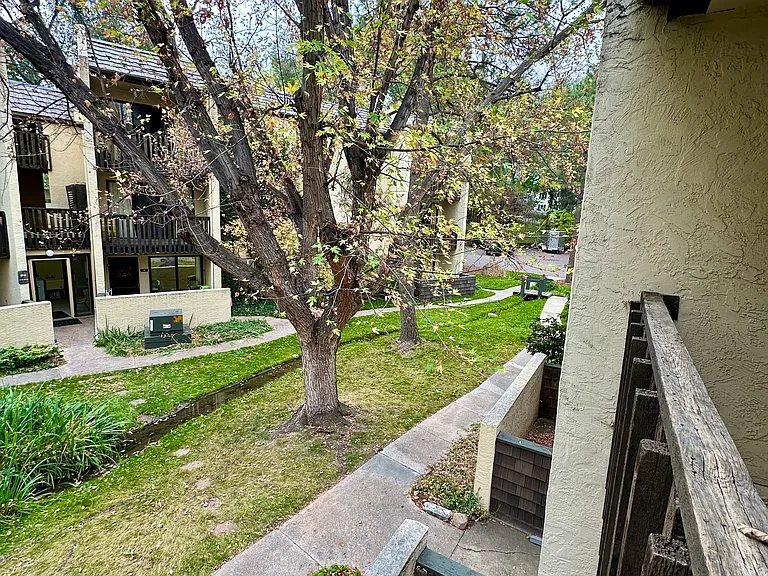 Balcony view 1718-B2