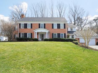 7125 Helmsdale Rd, Bethesda, MD 20817