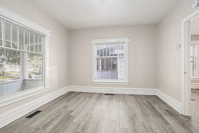 429 Davis St #1 — Photo 11