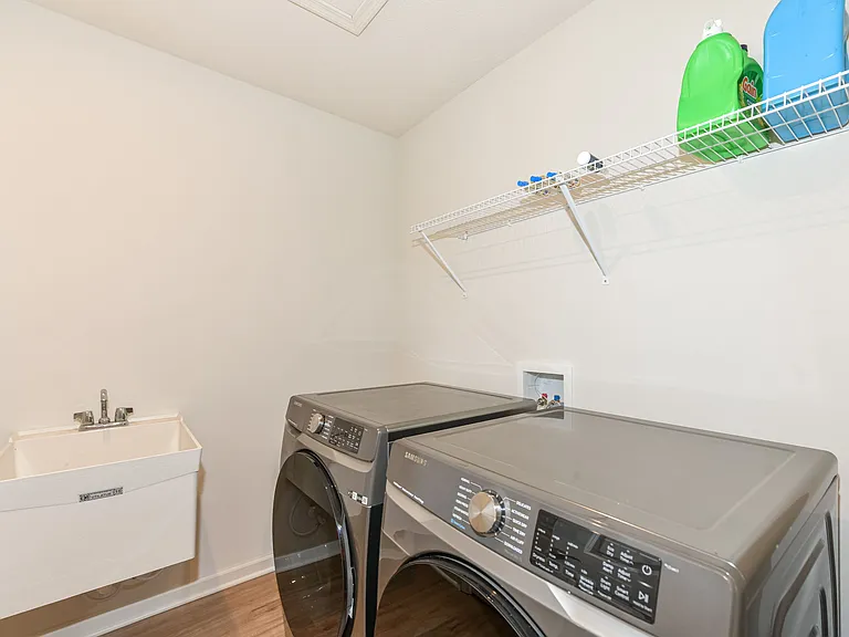6907 Seattle Slew Dr — Photo 33