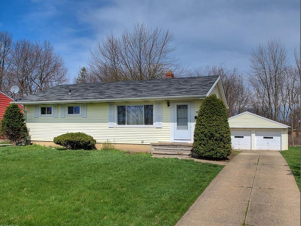 1st image of 24136 Maria Ln
