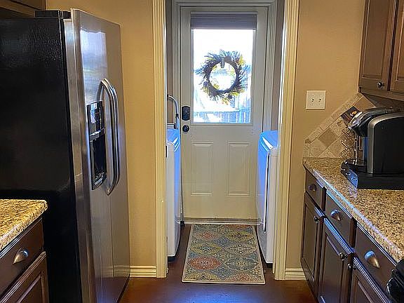 5th image of 3310 Lieutenant Ave
