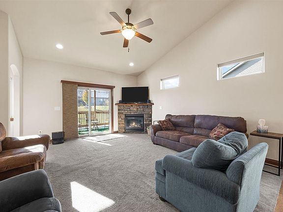4th image of 1217 Copper Mountain Dr