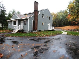 412 Foster Rd, Tewksbury, MA 01876