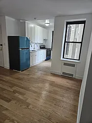 1492 East 16th Street, #3B