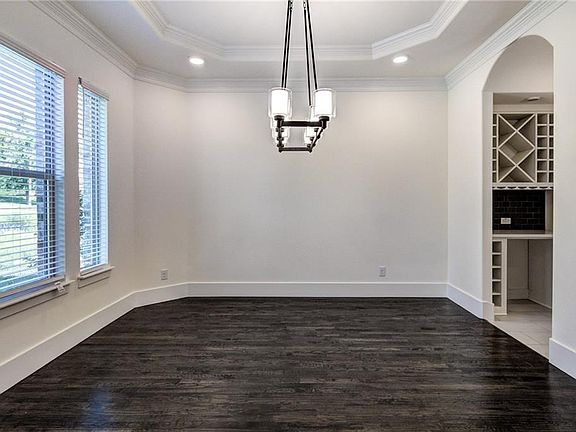 3rd image of 2206 Cold Creek Dr