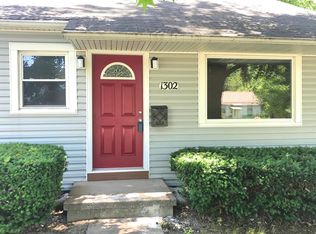 1302 Troy Rd, Edwardsville, IL 62025