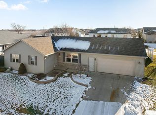 2081 Mayflower St, Kaukauna, WI 54130