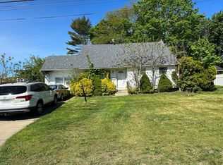 212 Grand Blvd, Brentwood, NY 11717
