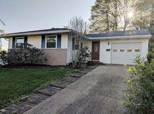 28 Euclid Dr, Athens, OH 45701