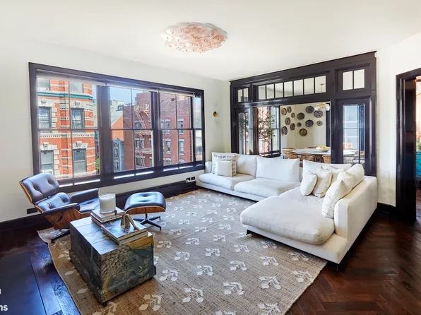 211 Elizabeth Street 5N image 1 of 10