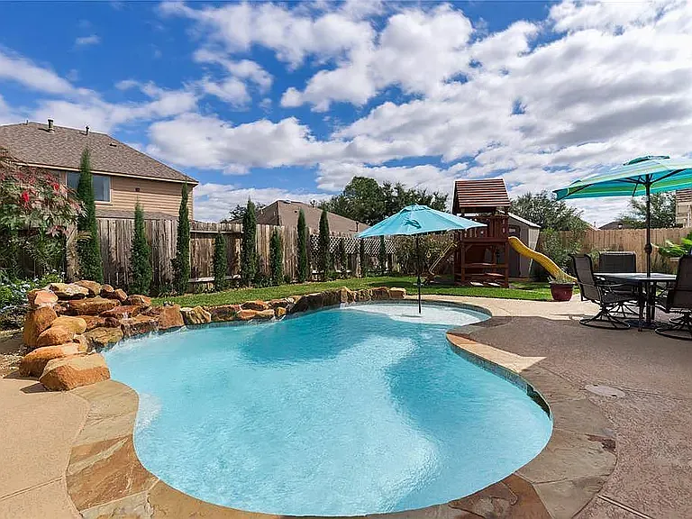 8506 Sweetstone Field Ct — Photo 1