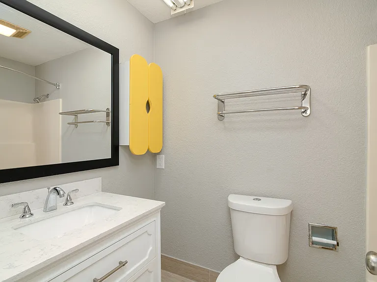 Avera Living - Memorial Apartments — Photo 41