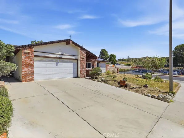 29223 Flowerpark Dr, Santa Clarita, CA 91387