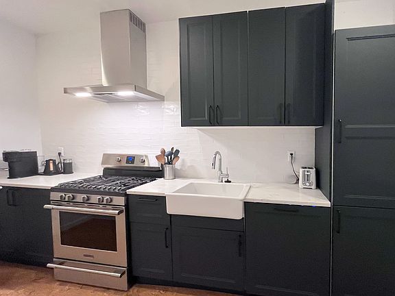 2nd image of 775 Lincoln Pl Floor 2