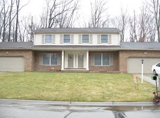 1582 Bobwhite Trl, Stow, OH 44224