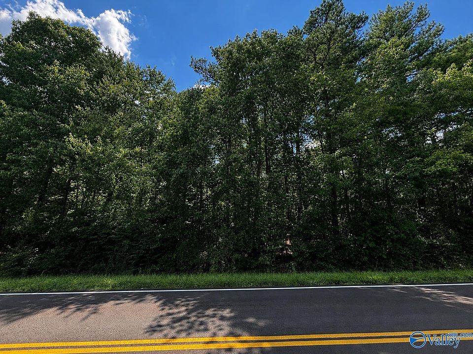 1st image of 1311A Adamsburg Rd