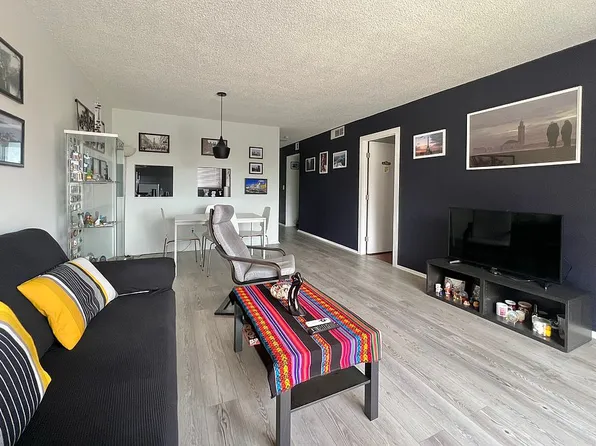 7825 Camino Real APT 405, Miami, FL 33143