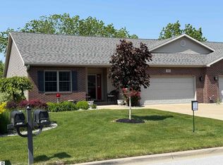 3004 Mackinaw Meadows Dr, Saginaw, MI 48603