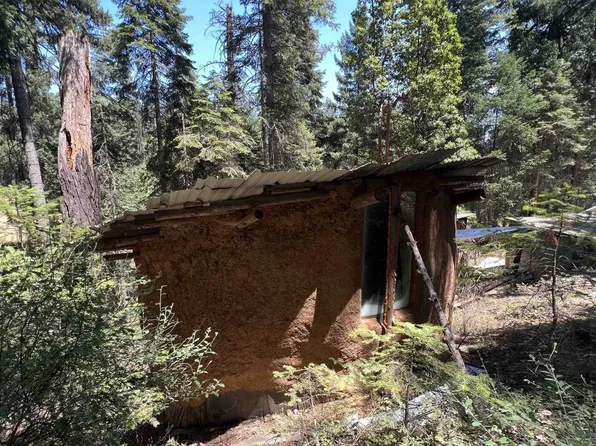 1111 Chrome Mine Rd, Hayfork, CA 96041