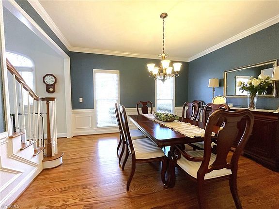 4th image of 1603 Wenchelsa Rd