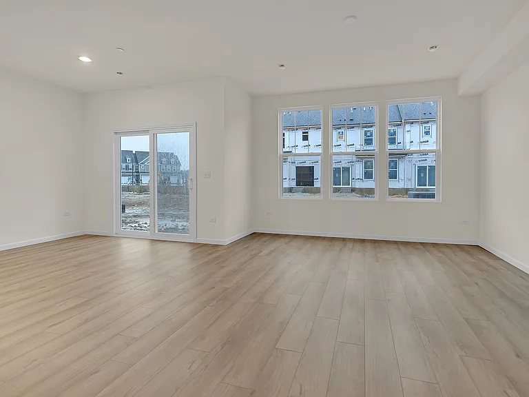 5917 Hawkweed Dr — Photo 2