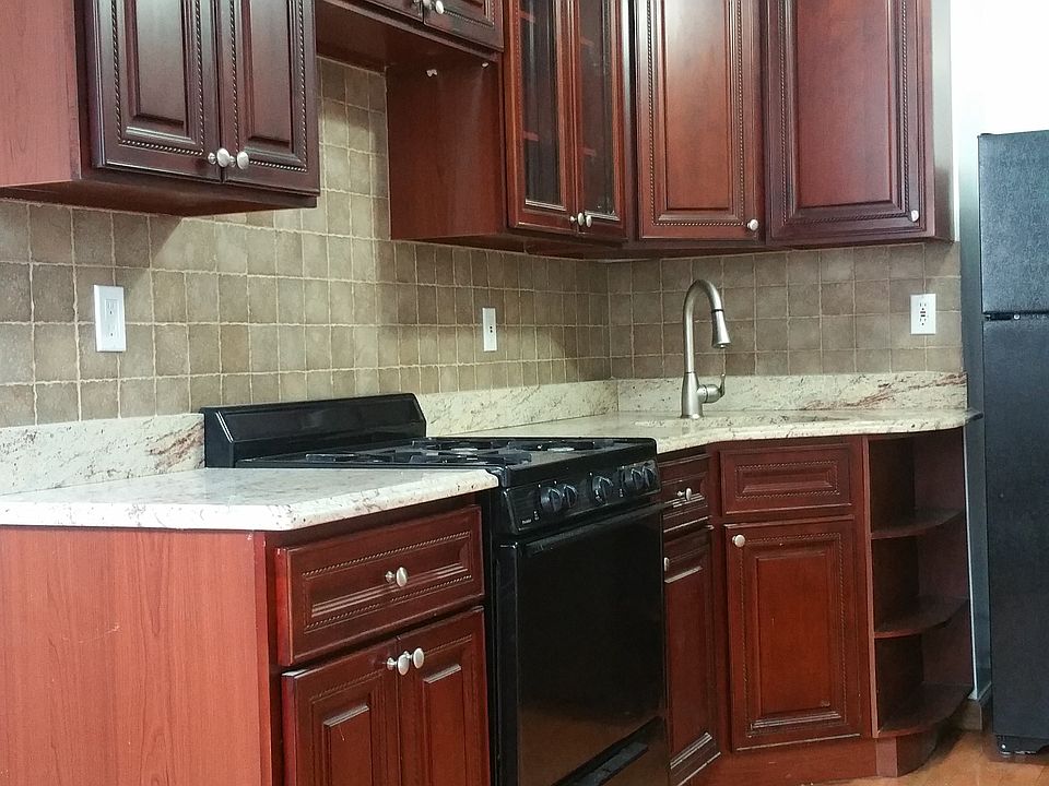 1st image of 2222 E 26th St