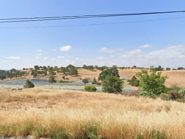 3790 Lakeview Drive, Ione, CA 95640