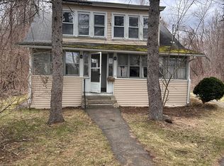 10 Conway Dr, Leicester, MA 01524