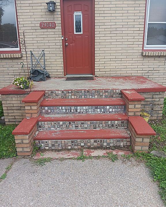 1st image of 19740 Broadacres St
