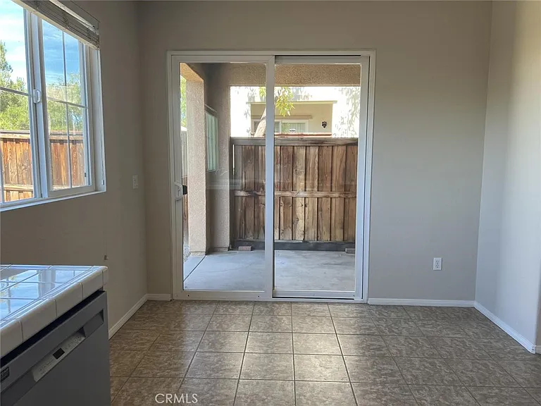 15329 Oak Tree Dr — Photo 12
