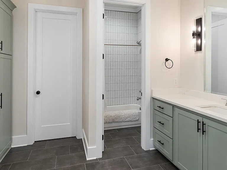 2757 Chenal Ct — Photo 8