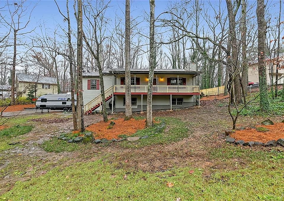 1st image of 426 Creekside Ln
