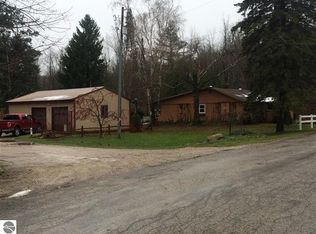 4085 Jefferson Ave, Traverse City, MI 49684