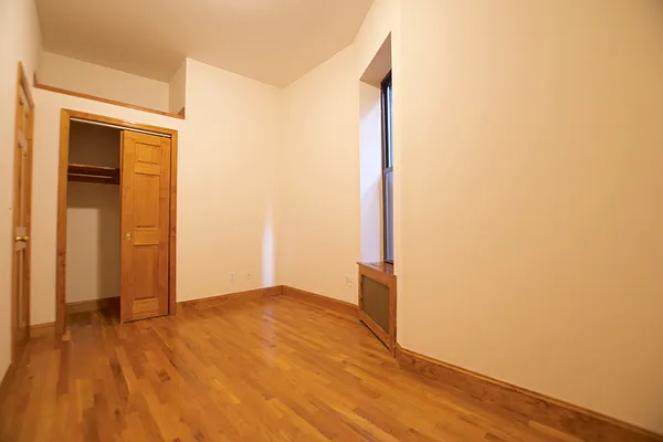 Rented by Street Realty Brokerage LLC | media 22