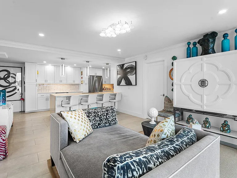 336 Golfview Rd #Penthouse 12 — Photo 9