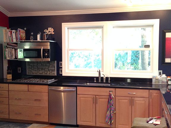 4th image of 208 Tramway Pl
