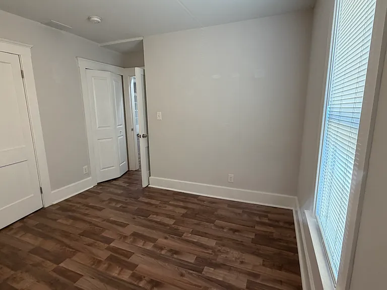 2748 Florian St — Photo 25